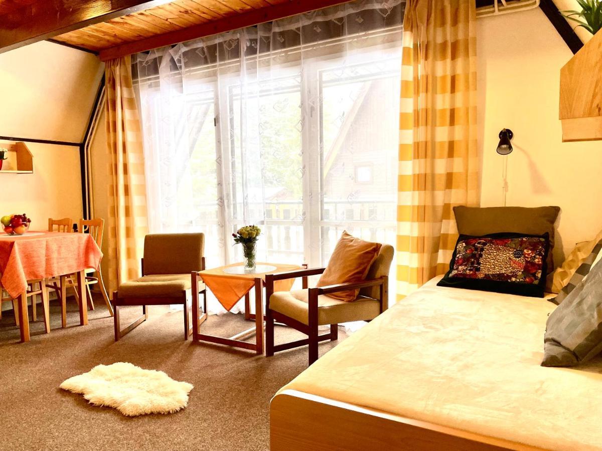 Hotel A Penzion Pegas Vlachovice 外观 照片