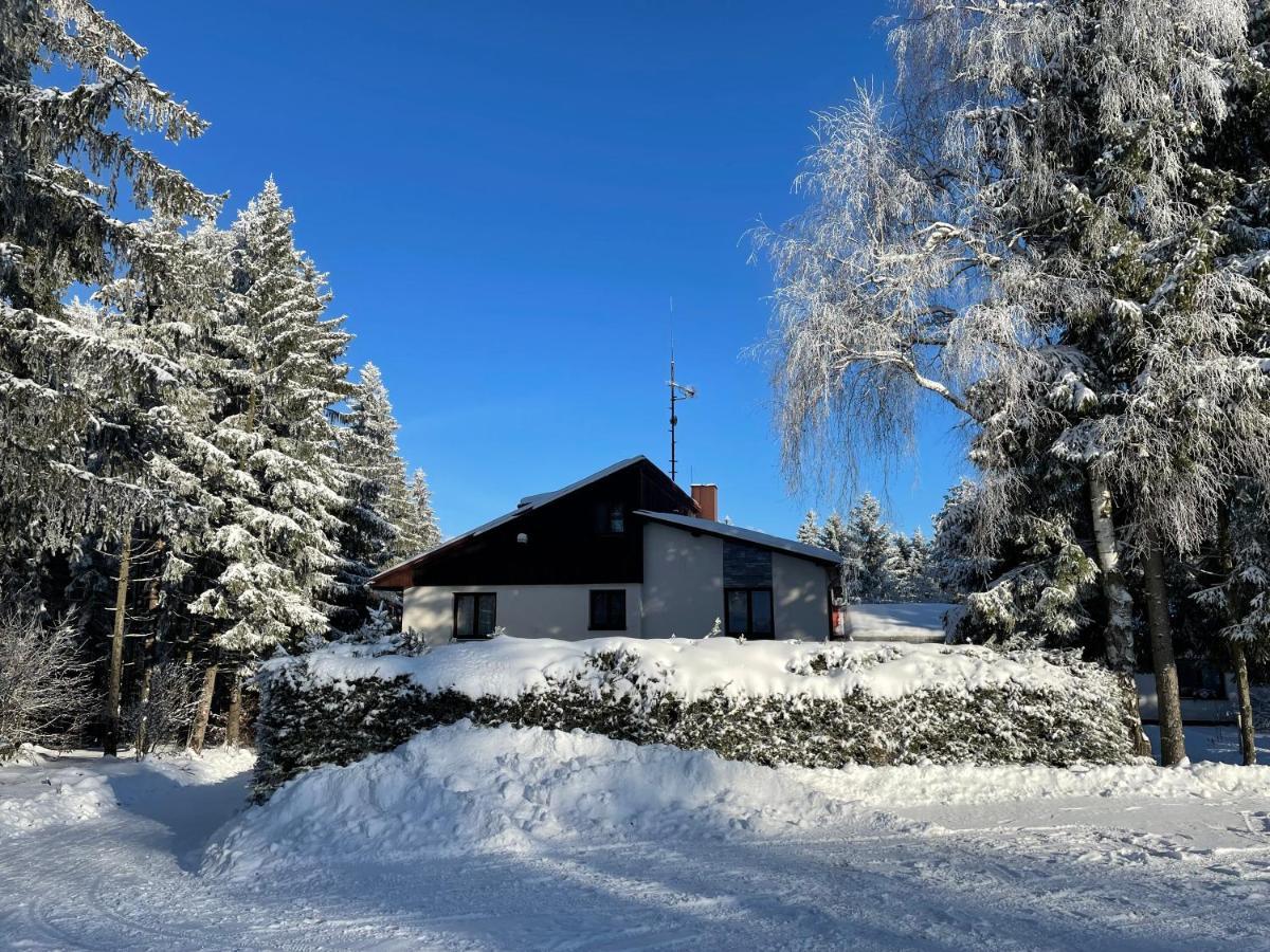 Hotel A Penzion Pegas Vlachovice 外观 照片