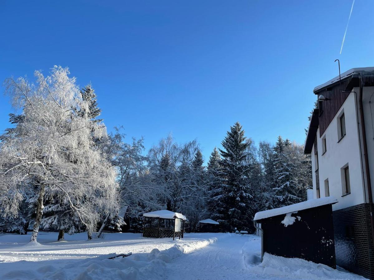 Hotel A Penzion Pegas Vlachovice 外观 照片