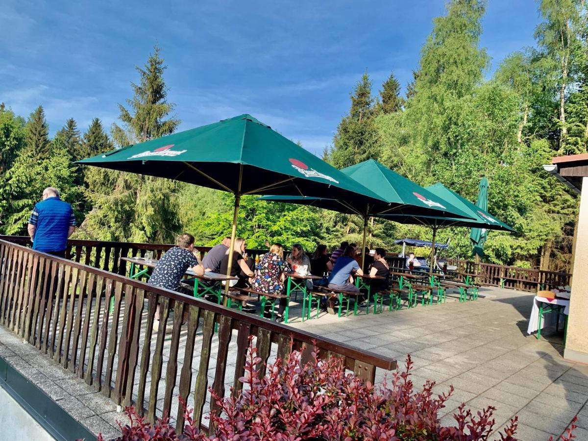Hotel A Penzion Pegas Vlachovice 外观 照片