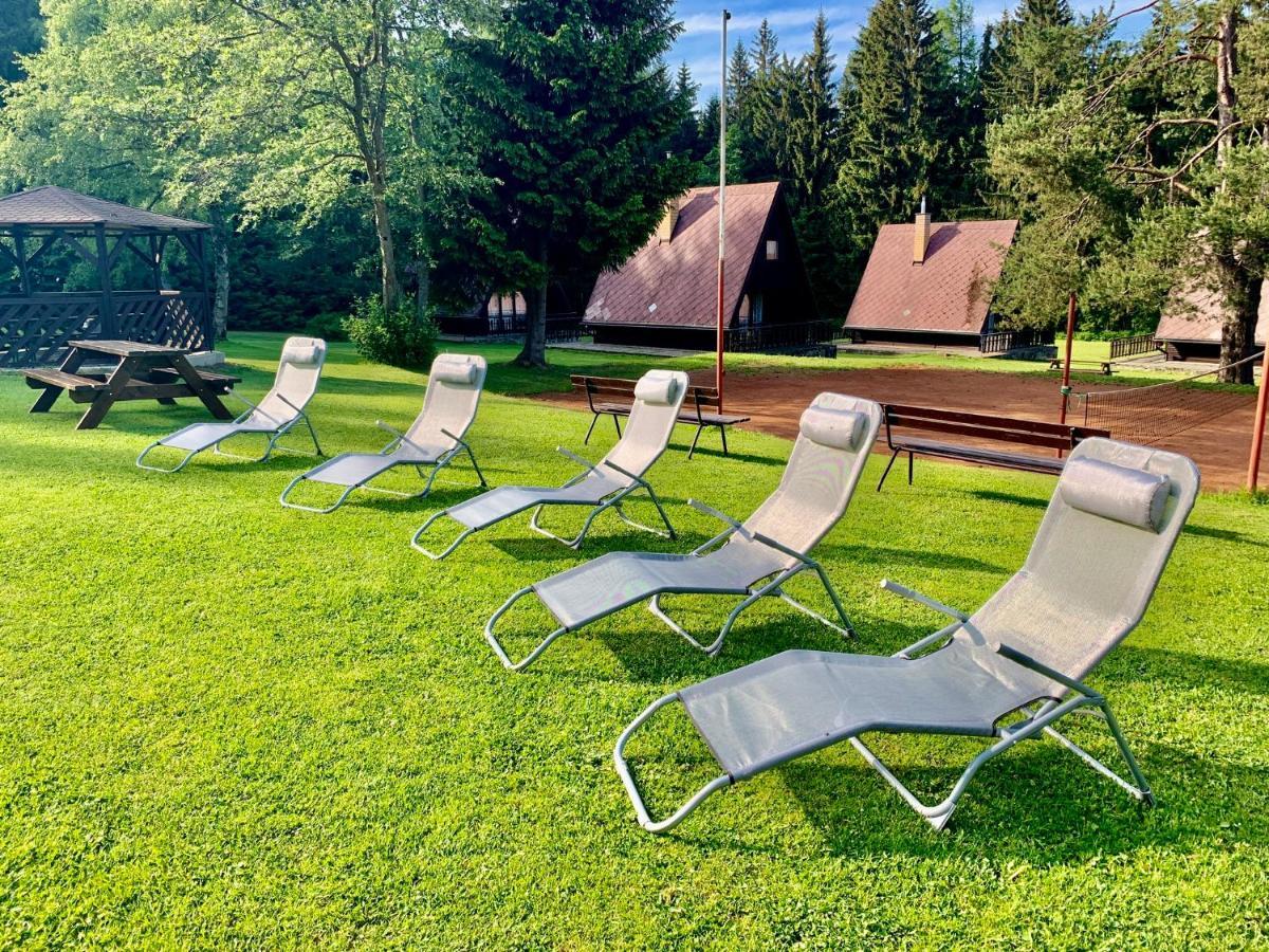Hotel A Penzion Pegas Vlachovice 外观 照片