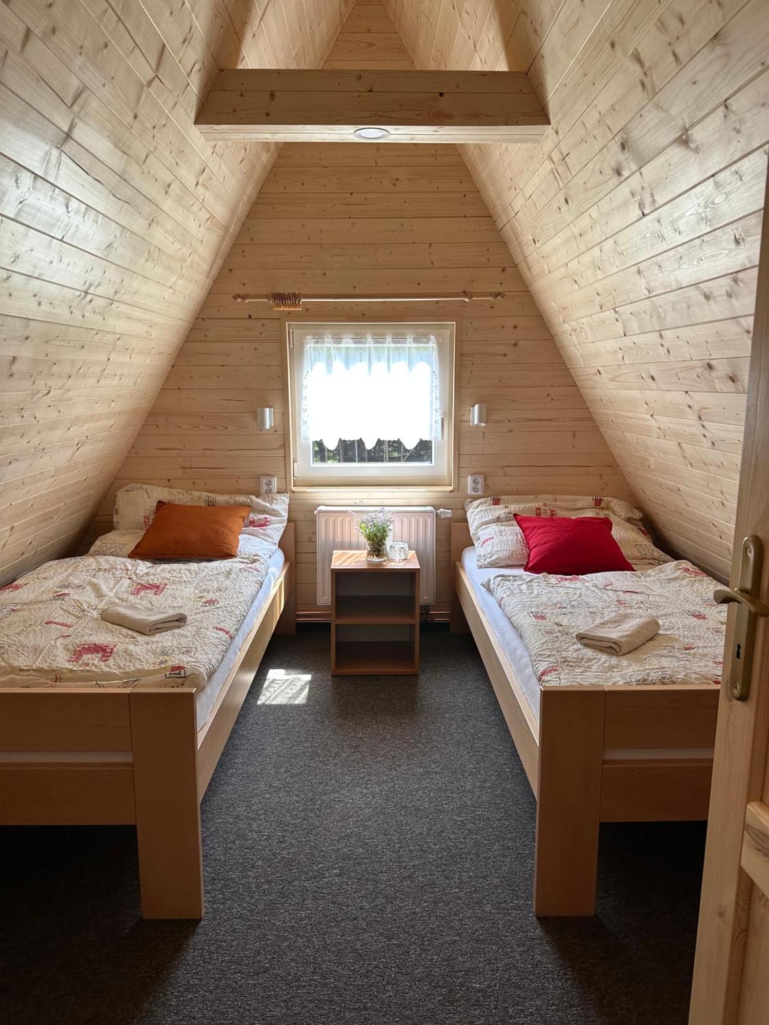 Hotel A Penzion Pegas Vlachovice 外观 照片